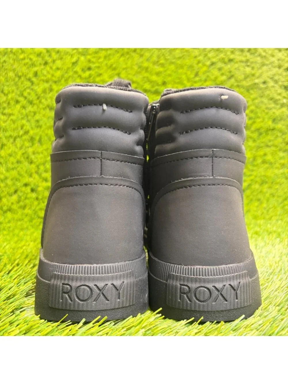 Roxy please review